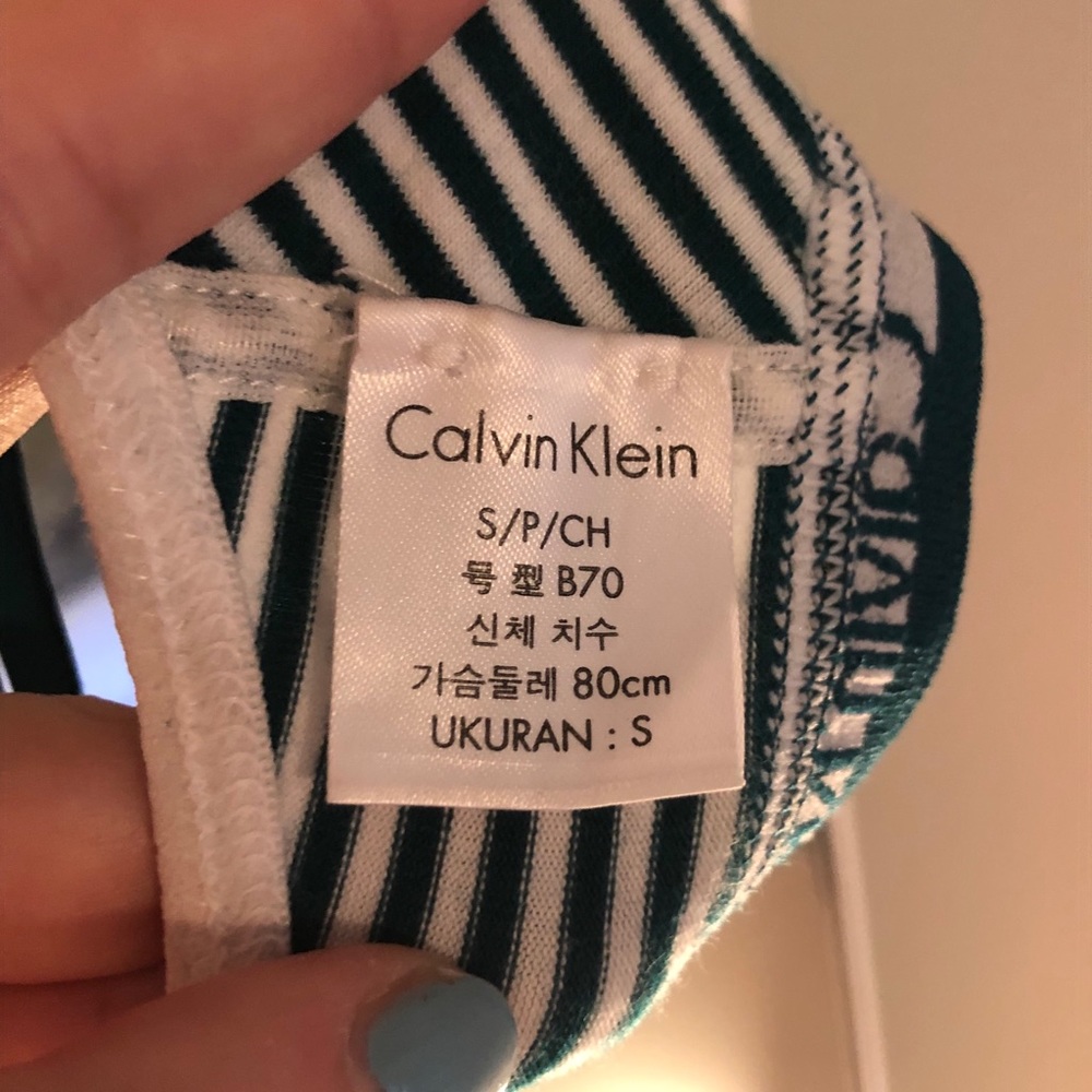 Calvin Klein bra - Picture 3 of 4